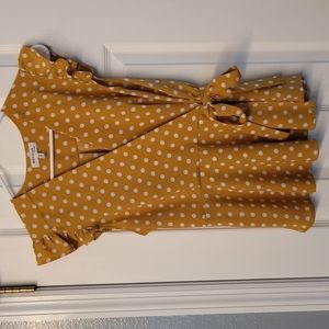 Monteau gold polka dot blouse